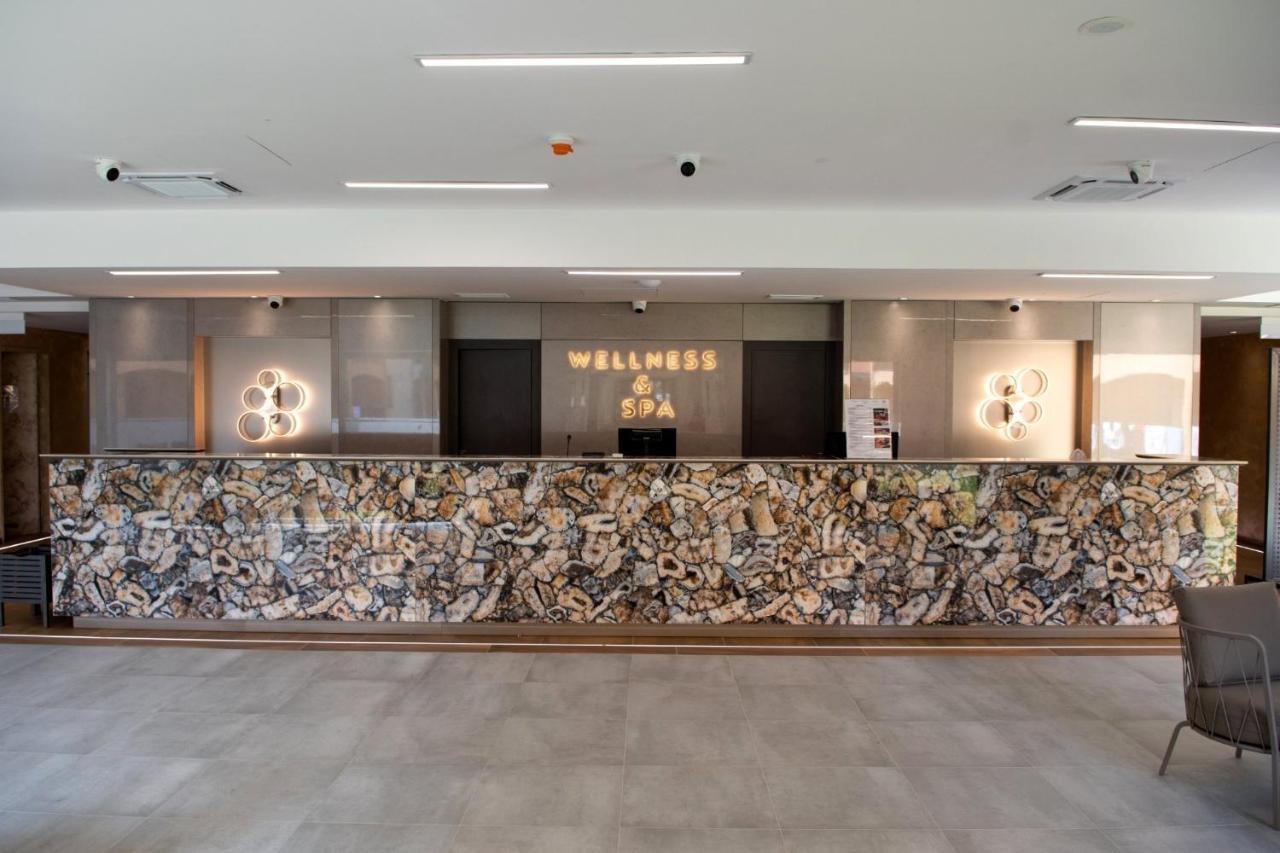 Mf Port Azur Wellness Apartments Шиофок Экстерьер фото