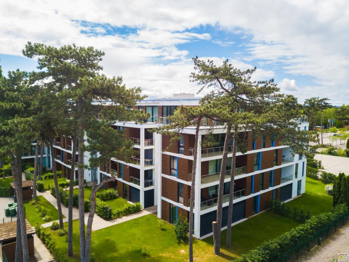 Mf Port Azur Wellness Apartments Шиофок Экстерьер фото