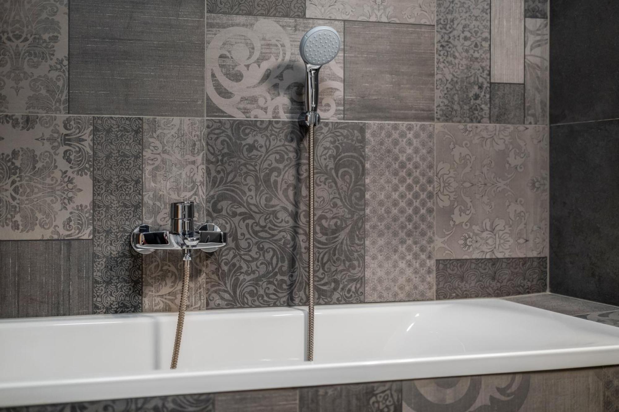 Mf Port Azur Wellness Apartments Шиофок Экстерьер фото