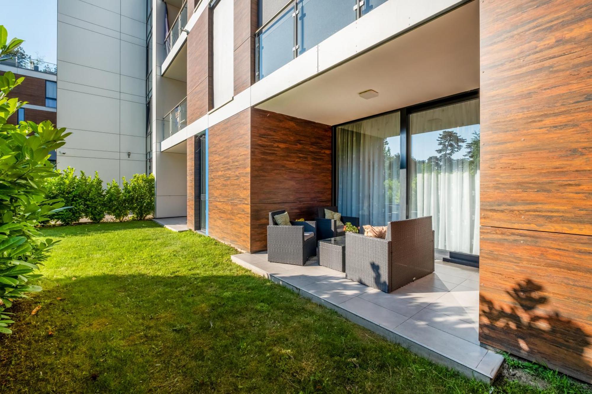 Mf Port Azur Wellness Apartments Шиофок Экстерьер фото